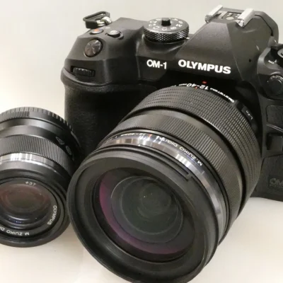Olympus OM-1 Kit con 12-40 e 45 1,8