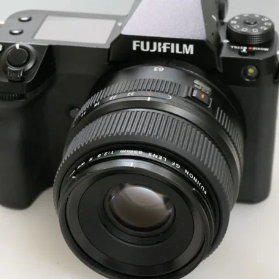 Fujifilm GFX100S con Fujifilm GF 63mm f/2.8 R WR