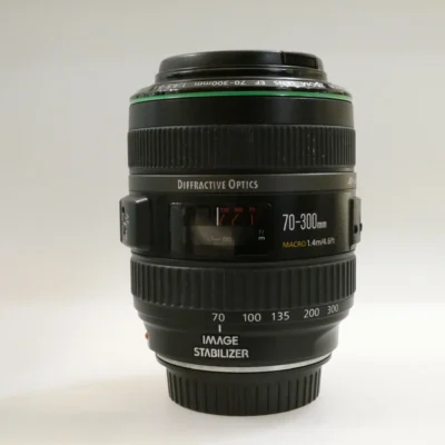 Canon EF 70-300mm f/4.5-5.6 DO IS USM
