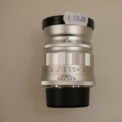 Voigtländer 75mm f/2.5 Color-Heliar