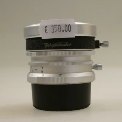 Voigtländer Ultra Wide Heliar 12mm f/5.6