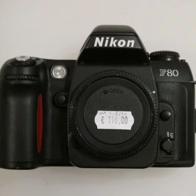 Nikon F80 usata garantita - Ottica Centrale Vicenza