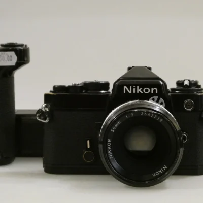Nikon FE con 50mm f2 e MD-12 usata garantita - Ottica Centrale Vicenza