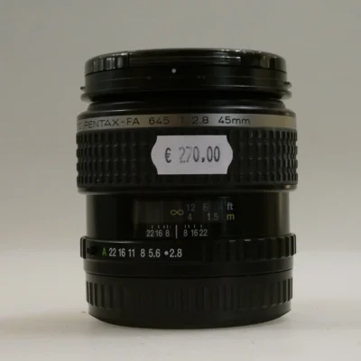 Pentax SMC FA 645 45mm f/2.8