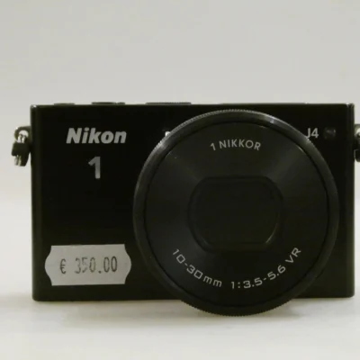 Nikon 1 J1 con 10-30mm VR NOS nuova mai utilizzata vintage - Ottica Centrale Vicenza