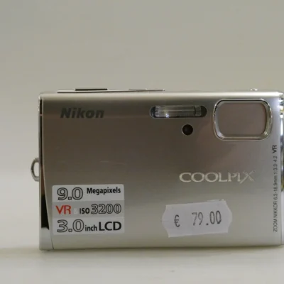 Nikon Coolpix S52 NOS nuova mai utilizzata vintage - Ottica Centrale Vicenza