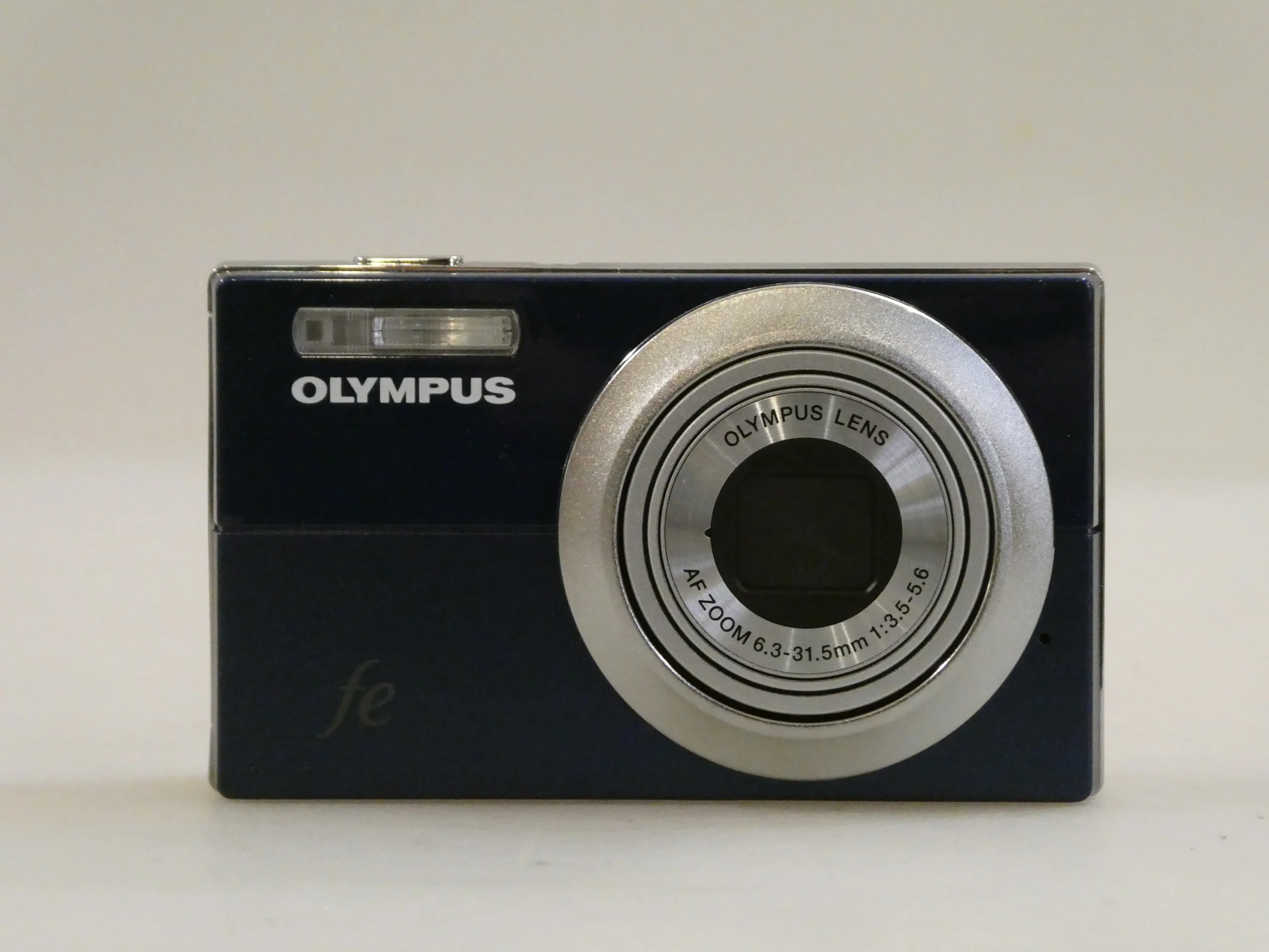 Olympus FE-5010 NOS nuova mai utilizzata vintage - Ottica Centrale Vicenza