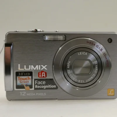 Panasonic Lumix DMC-FX550 NOS nuova mai utilizzata vintage - Ottica Centrale Vicenza