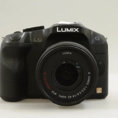 Panasonic Lumix DMC-G6 con 14-42mm NOS nuova mai utilizzata vintage - Ottica Centrale Vicenza