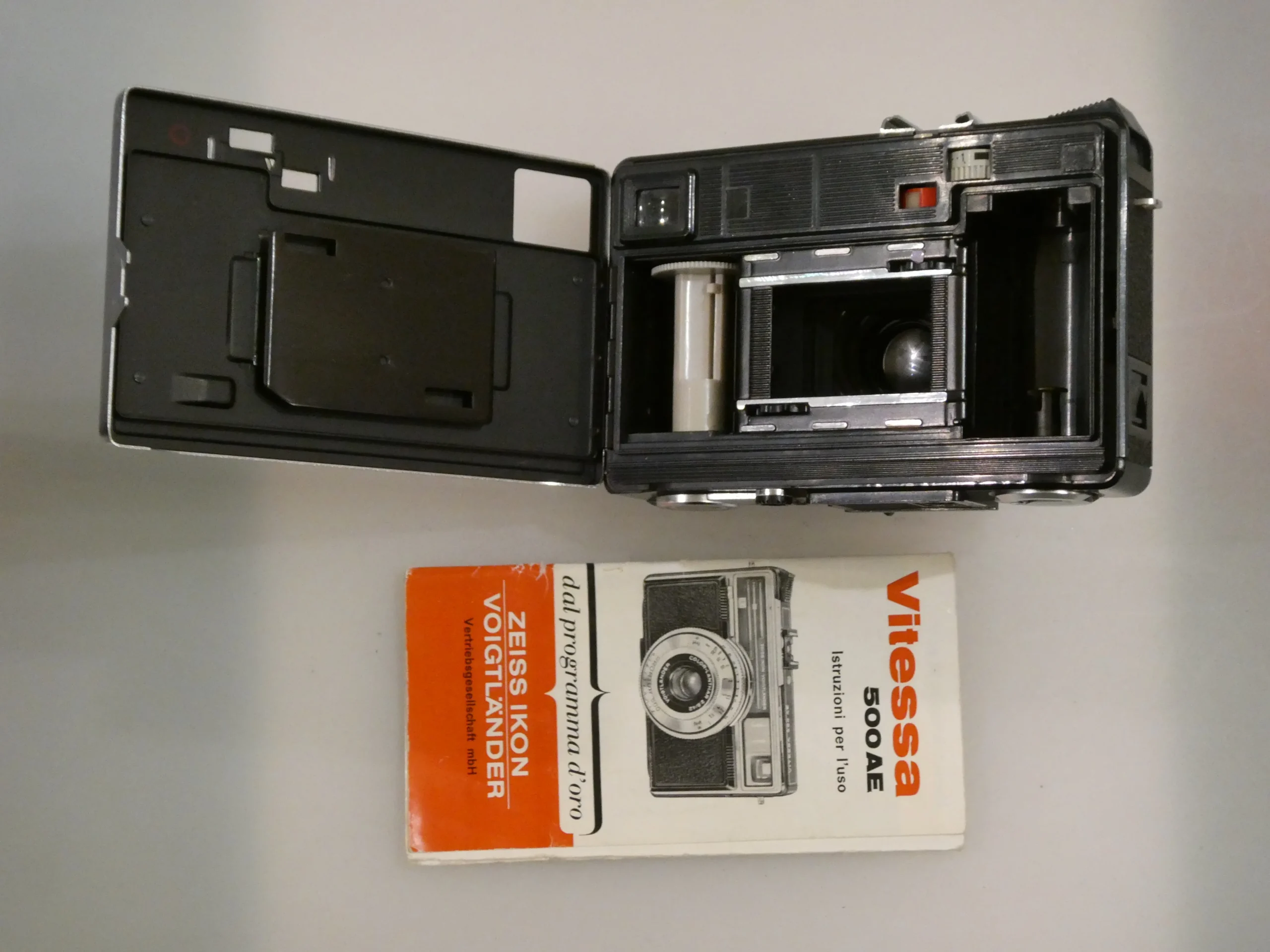 Voigtländer Vitessa 500 AE usata garantita - Ottica Centrale Vicenza