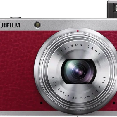 Fujifilm XF1 Red fotocamera digitale compatta rossa con zoom Fujinon - Ottica Centrale Vicenza