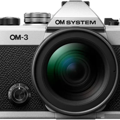 OM SYSTEM OM-3 Silver con obiettivo M.Zuiko 12-45mm F4 PRO - Ottica Centrale Vicenza